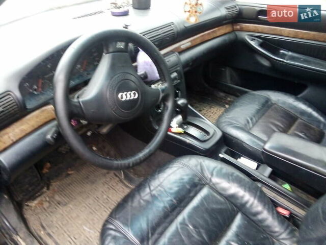 Серый Ауди А4, объемом двигателя 1.6 л и пробегом 340 тыс. км за 1500 $, фото 7 на Automoto.ua