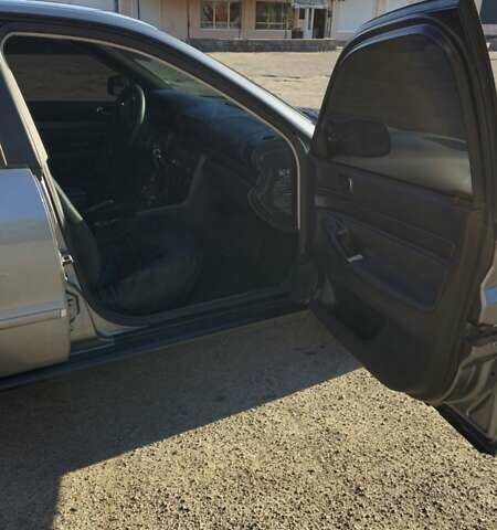 Серый Ауди А4, объемом двигателя 1.6 л и пробегом 229 тыс. км за 5000 $, фото 8 на Automoto.ua