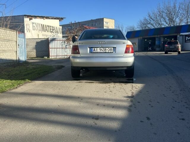 Сірий Ауді А4, об'ємом двигуна 1.6 л та пробігом 214 тис. км за 3500 $, фото 3 на Automoto.ua