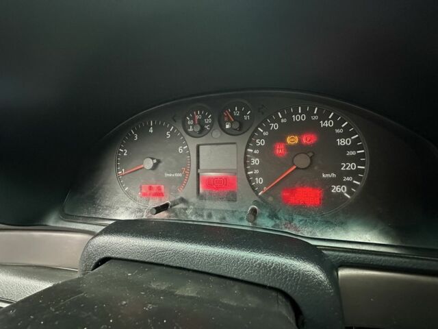 Серый Ауди А4, объемом двигателя 0 л и пробегом 340 тыс. км за 1550 $, фото 16 на Automoto.ua