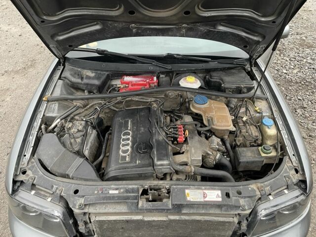 Серый Ауди А4, объемом двигателя 1.8 л и пробегом 355 тыс. км за 3600 $, фото 3 на Automoto.ua