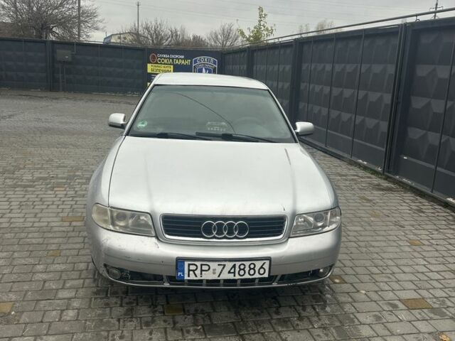 Серый Ауди А4, объемом двигателя 0 л и пробегом 340 тыс. км за 1550 $, фото 1 на Automoto.ua
