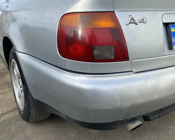 Серый Ауди А4, объемом двигателя 1.6 л и пробегом 262 тыс. км за 2000 $, фото 7 на Automoto.ua