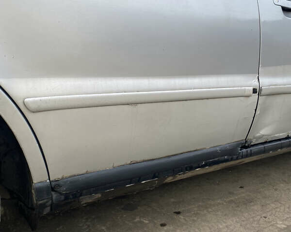 Серый Ауди А4, объемом двигателя 1.6 л и пробегом 262 тыс. км за 2000 $, фото 13 на Automoto.ua