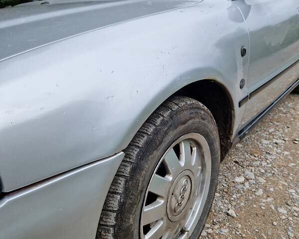 Серый Ауди А4, объемом двигателя 1.8 л и пробегом 350 тыс. км за 2300 $, фото 9 на Automoto.ua