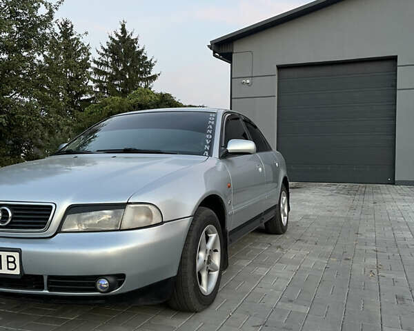 Серый Ауди А4, объемом двигателя 1.6 л и пробегом 430 тыс. км за 4000 $, фото 3 на Automoto.ua