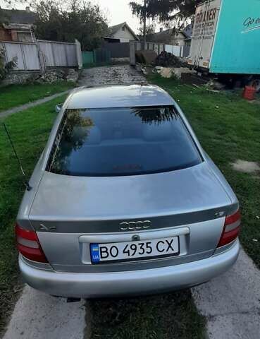 Серый Ауди А4, объемом двигателя 1.8 л и пробегом 277 тыс. км за 3500 $, фото 1 на Automoto.ua
