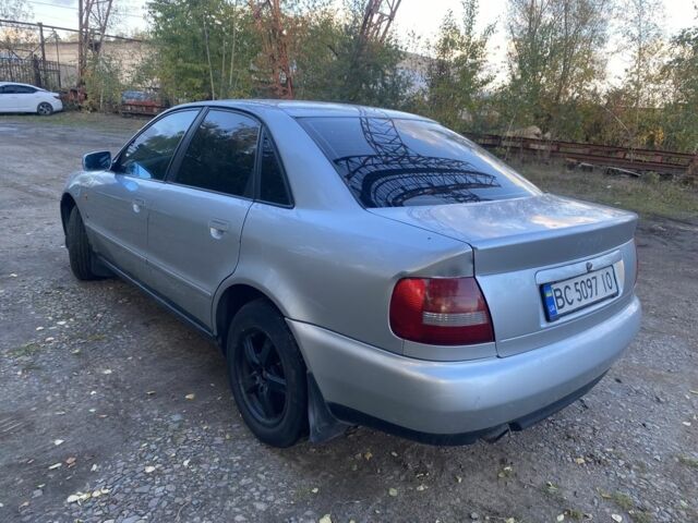 Серый Ауди А4, объемом двигателя 1.8 л и пробегом 350 тыс. км за 2300 $, фото 5 на Automoto.ua