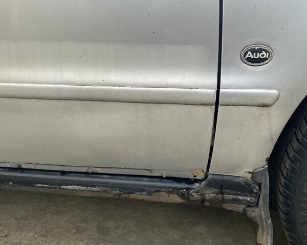 Серый Ауди А4, объемом двигателя 1.6 л и пробегом 262 тыс. км за 2000 $, фото 10 на Automoto.ua