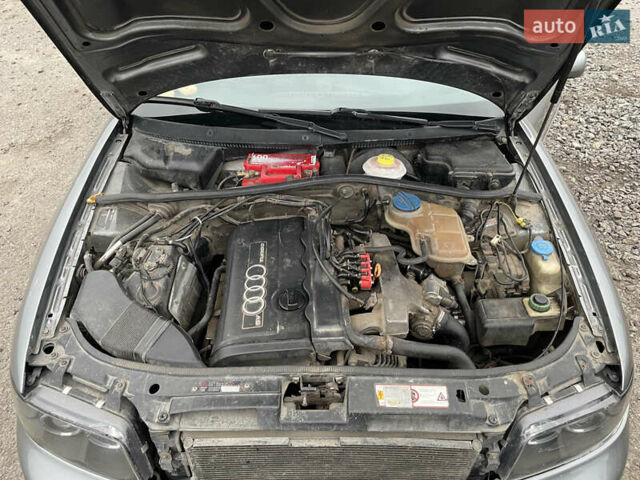 Сірий Ауді А4, об'ємом двигуна 1.8 л та пробігом 355 тис. км за 3600 $, фото 5 на Automoto.ua