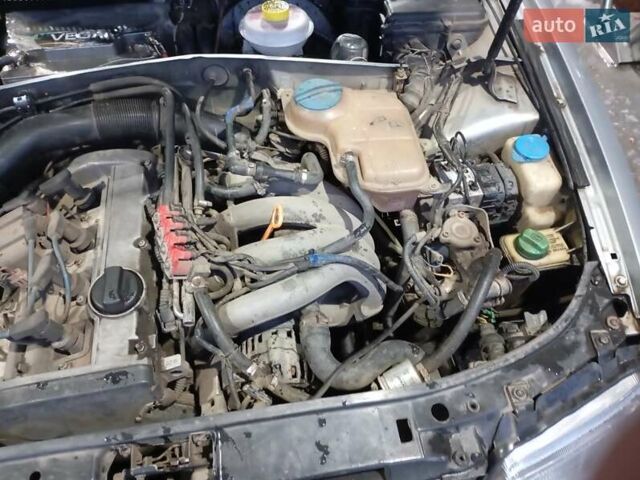 Серый Ауди А4, объемом двигателя 1.78 л и пробегом 50 тыс. км за 2200 $, фото 6 на Automoto.ua