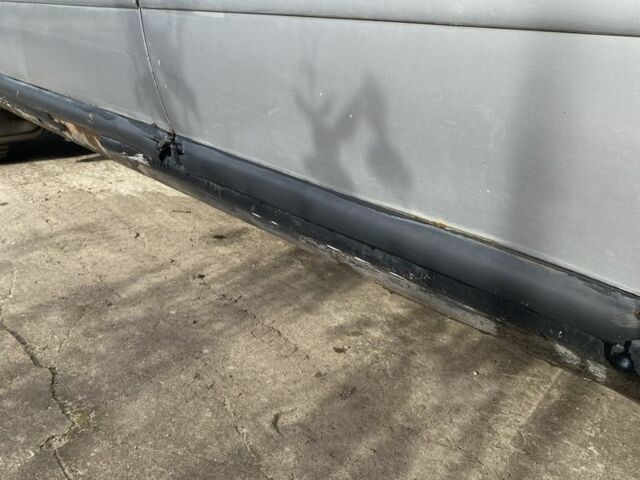 Серый Ауди А4, объемом двигателя 1.6 л и пробегом 262 тыс. км за 2000 $, фото 10 на Automoto.ua