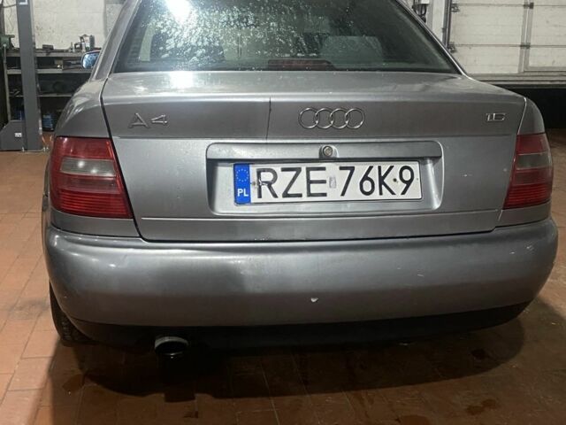 Серый Ауди А4, объемом двигателя 1.6 л и пробегом 260 тыс. км за 1400 $, фото 1 на Automoto.ua