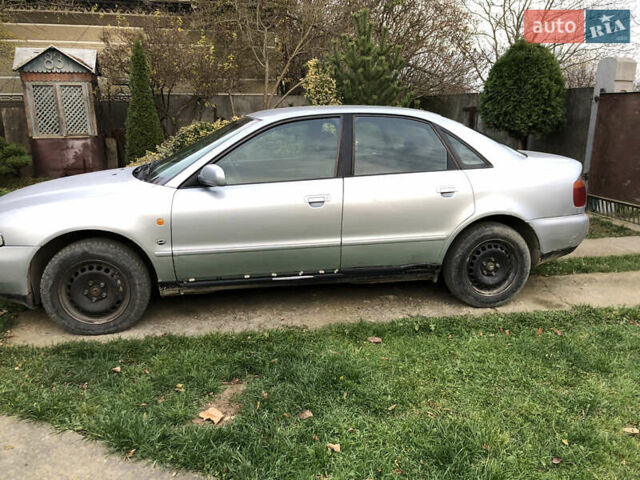 Серый Ауди А4, объемом двигателя 1.9 л и пробегом 330 тыс. км за 2800 $, фото 2 на Automoto.ua