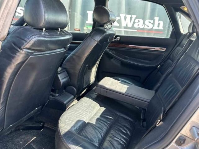 Серый Ауди А4, объемом двигателя 1.9 л и пробегом 300 тыс. км за 1398 $, фото 12 на Automoto.ua