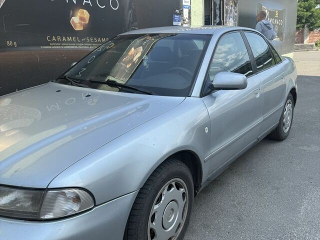 Сірий Ауді А4, об'ємом двигуна 1.9 л та пробігом 3 тис. км за 1750 $, фото 4 на Automoto.ua