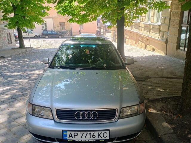 Серый Ауди А4, объемом двигателя 1.6 л и пробегом 280 тыс. км за 4000 $, фото 5 на Automoto.ua