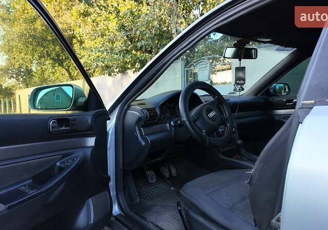 Серый Ауди А4, объемом двигателя 1.9 л и пробегом 514 тыс. км за 3500 $, фото 15 на Automoto.ua