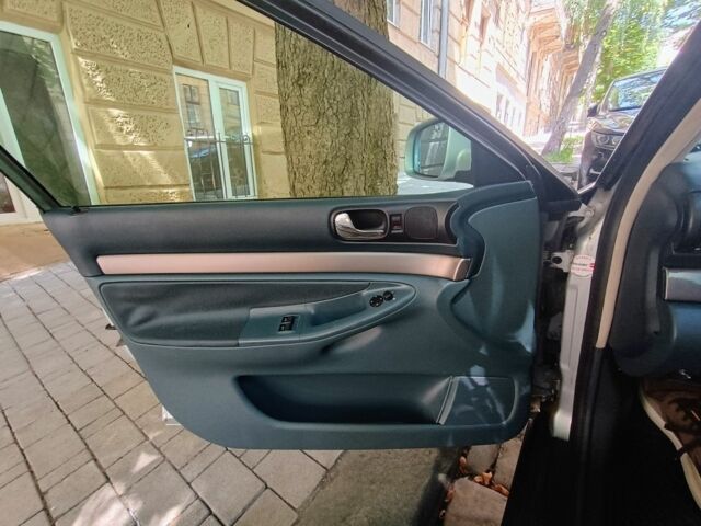 Серый Ауди А4, объемом двигателя 1.6 л и пробегом 280 тыс. км за 4000 $, фото 13 на Automoto.ua