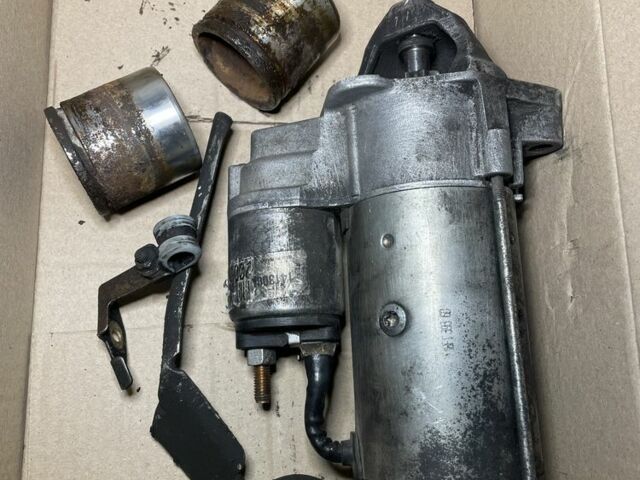 Серый Ауди А4, объемом двигателя 1.9 л и пробегом 404 тыс. км за 2600 $, фото 12 на Automoto.ua