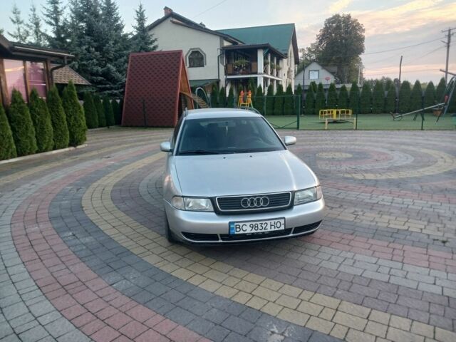 Сірий Ауді А4, об'ємом двигуна 1.9 л та пробігом 325 тис. км за 2999 $, фото 1 на Automoto.ua