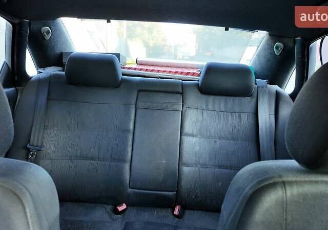 Серый Ауди А4, объемом двигателя 1.9 л и пробегом 514 тыс. км за 3500 $, фото 17 на Automoto.ua