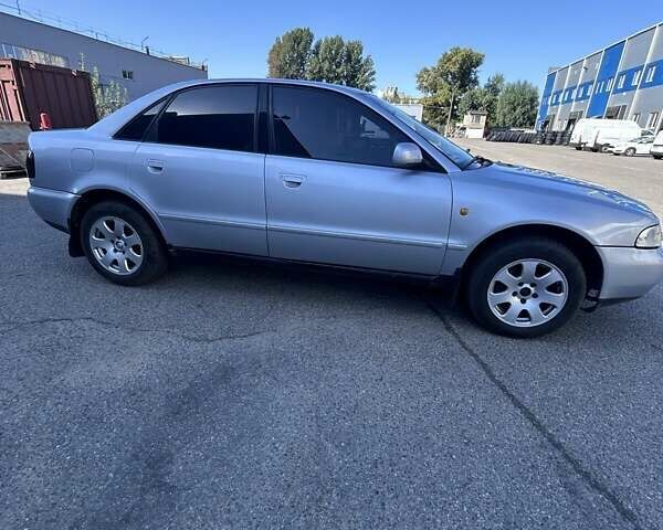 Серый Ауди А4, объемом двигателя 1.9 л и пробегом 416 тыс. км за 4200 $, фото 5 на Automoto.ua