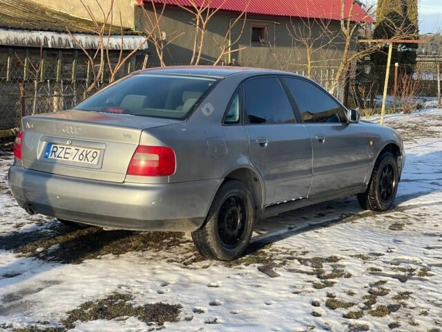 Сірий Ауді А4, об'ємом двигуна 0 л та пробігом 150 тис. км за 1150 $, фото 8 на Automoto.ua