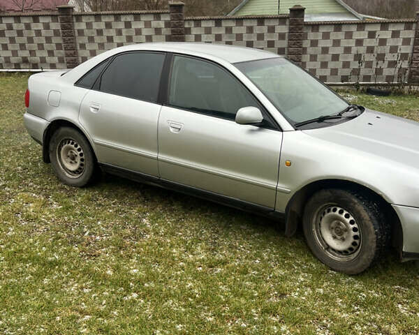 Сірий Ауді А4, об'ємом двигуна 1.9 л та пробігом 442 тис. км за 4200 $, фото 9 на Automoto.ua