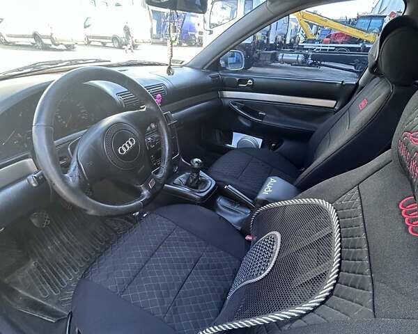 Серый Ауди А4, объемом двигателя 1.9 л и пробегом 416 тыс. км за 4200 $, фото 10 на Automoto.ua