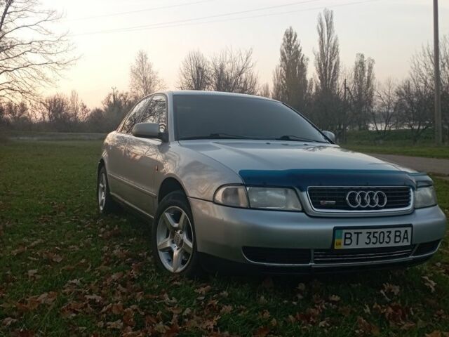 Сірий Ауді А4, об'ємом двигуна 0 л та пробігом 260 тис. км за 3600 $, фото 12 на Automoto.ua