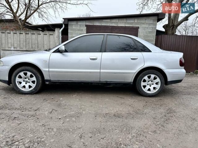 Серый Ауди А4, объемом двигателя 1.9 л и пробегом 431 тыс. км за 4600 $, фото 12 на Automoto.ua