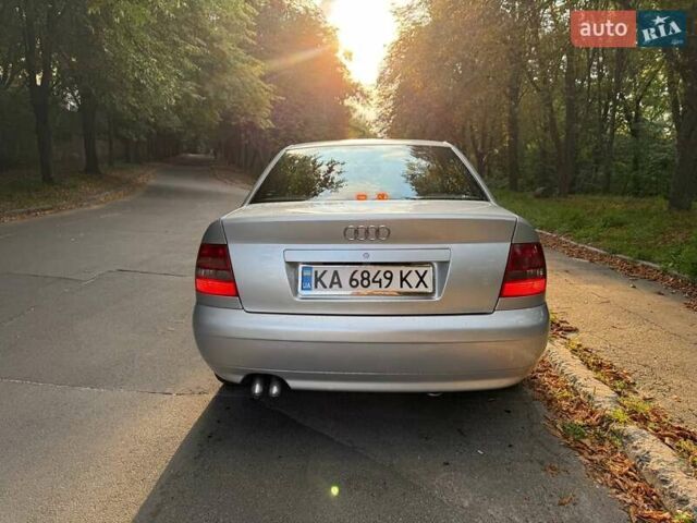 Серый Ауди А4, объемом двигателя 2.5 л и пробегом 375 тыс. км за 4200 $, фото 5 на Automoto.ua