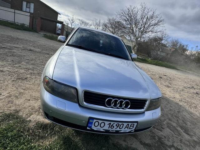 Серый Ауди А4, объемом двигателя 1.8 л и пробегом 3 тыс. км за 3500 $, фото 4 на Automoto.ua