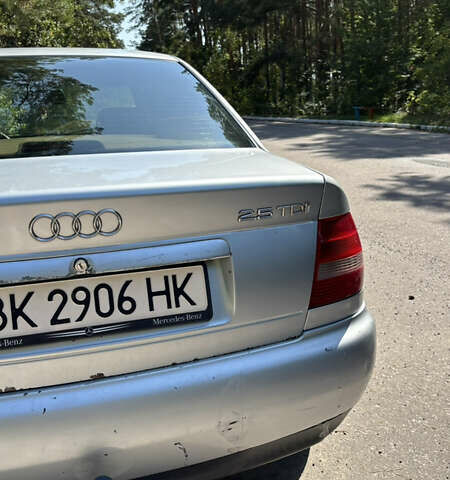 Сірий Ауді А4, об'ємом двигуна 2.5 л та пробігом 230 тис. км за 4333 $, фото 29 на Automoto.ua
