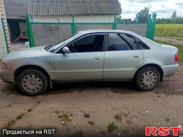 Серый Ауди А4, объемом двигателя 1.6 л и пробегом 220 тыс. км за 2100 $, фото 2 на Automoto.ua