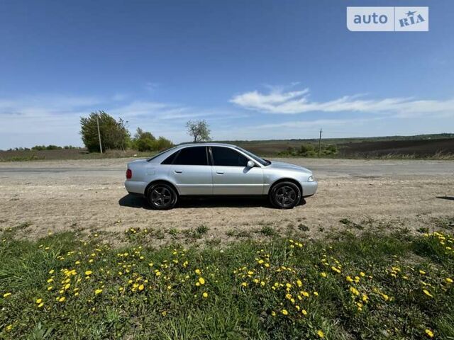 Сірий Ауді А4, об'ємом двигуна 1.8 л та пробігом 293 тис. км за 4400 $, фото 5 на Automoto.ua