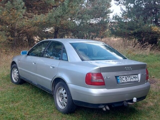 Сірий Ауді А4, об'ємом двигуна 1.9 л та пробігом 324 тис. км за 4500 $, фото 3 на Automoto.ua