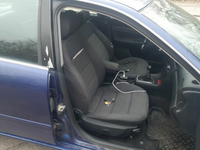 Серый Ауди А4, объемом двигателя 1.9 л и пробегом 500 тыс. км за 1800 $, фото 10 на Automoto.ua