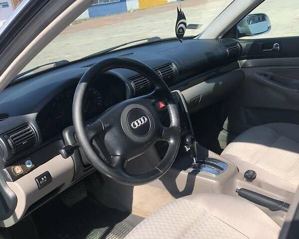 Сірий Ауді А4, об'ємом двигуна 1.9 л та пробігом 387 тис. км за 4999 $, фото 4 на Automoto.ua