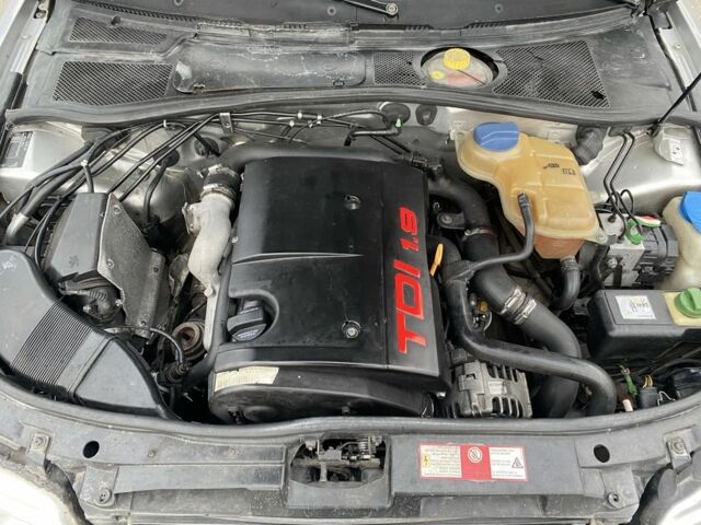 Серый Ауди А4, объемом двигателя 1.9 л и пробегом 337 тыс. км за 4800 $, фото 12 на Automoto.ua