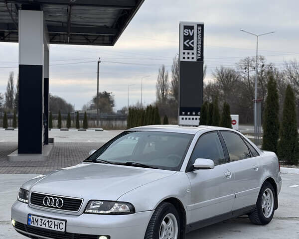 Сірий Ауді А4, об'ємом двигуна 1.6 л та пробігом 390 тис. км за 3700 $, фото 4 на Automoto.ua