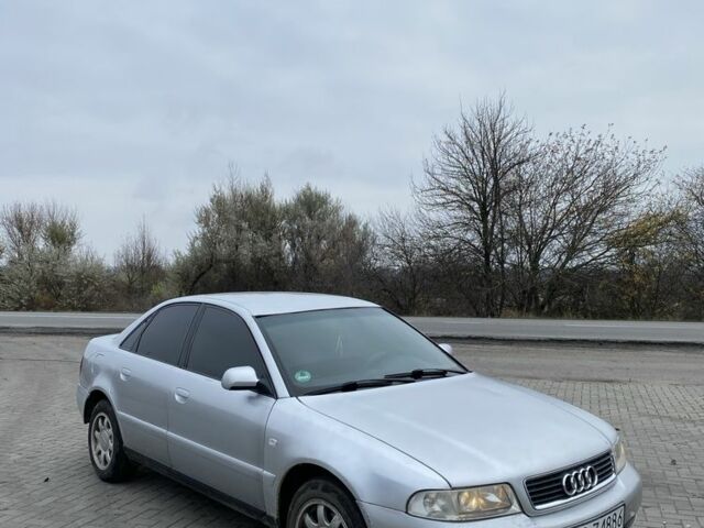 Серый Ауди А4, объемом двигателя 1.6 л и пробегом 350 тыс. км за 1400 $, фото 2 на Automoto.ua