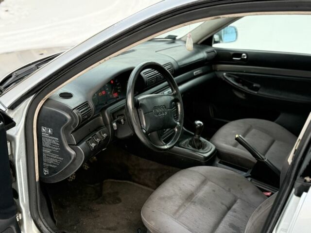 Серый Ауди А4, объемом двигателя 1.9 л и пробегом 400 тыс. км за 799 $, фото 5 на Automoto.ua