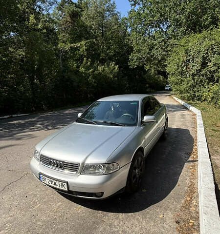 Сірий Ауді А4, об'ємом двигуна 2.5 л та пробігом 230 тис. км за 4333 $, фото 13 на Automoto.ua