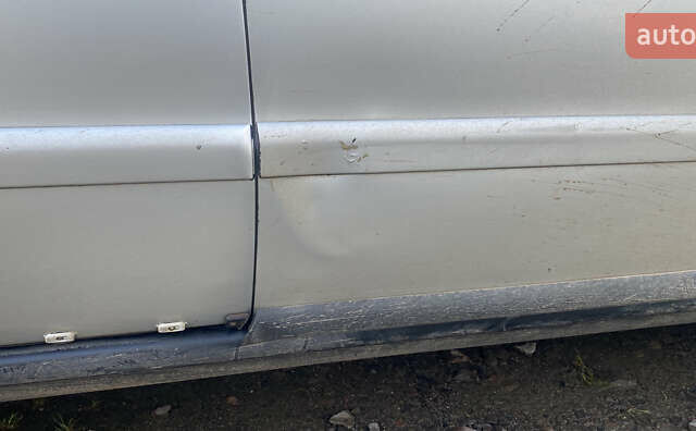 Сірий Ауді А4, об'ємом двигуна 1.78 л та пробігом 212 тис. км за 2750 $, фото 5 на Automoto.ua