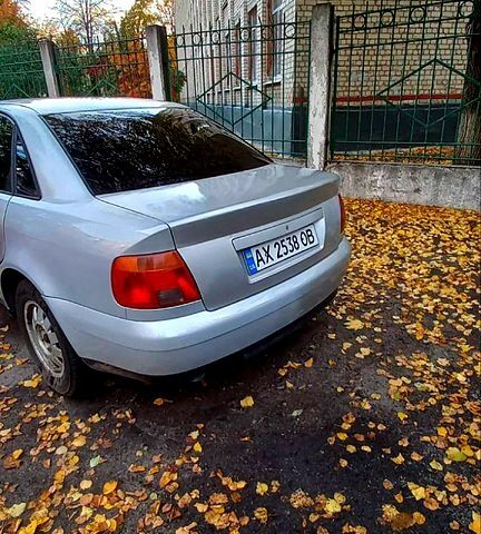 Серый Ауди А4, объемом двигателя 1.8 л и пробегом 0 тыс. км за 3650 $, фото 3 на Automoto.ua