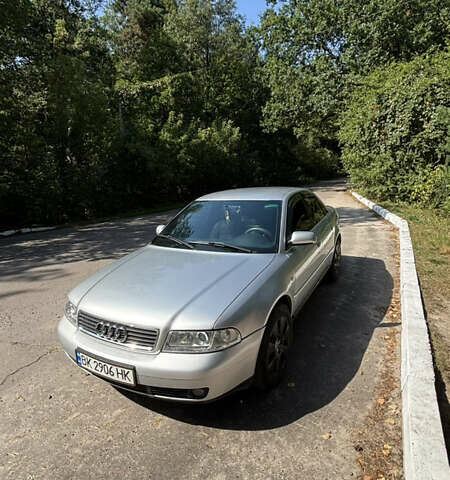 Серый Ауди А4, объемом двигателя 2.5 л и пробегом 300 тыс. км за 3300 $, фото 12 на Automoto.ua