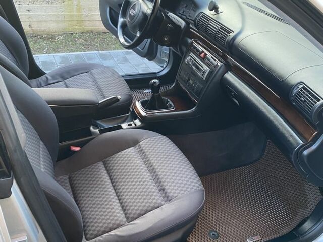 Серый Ауди А4, объемом двигателя 1.9 л и пробегом 337 тыс. км за 4800 $, фото 10 на Automoto.ua