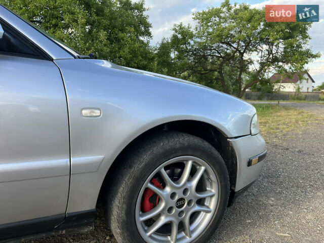 Сірий Ауді А4, об'ємом двигуна 1.6 л та пробігом 226 тис. км за 4200 $, фото 10 на Automoto.ua